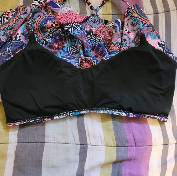 Red Carter Montezuma Flounce Swim Top, BNWOT, Size M - Picture 6 of 7